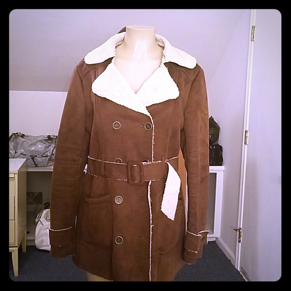 FOREVER21 BROWN AND TAN PEACOAT
